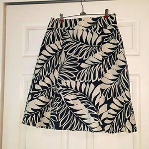 Ladies Kate Spade Navy Floral Skirt Size 8
